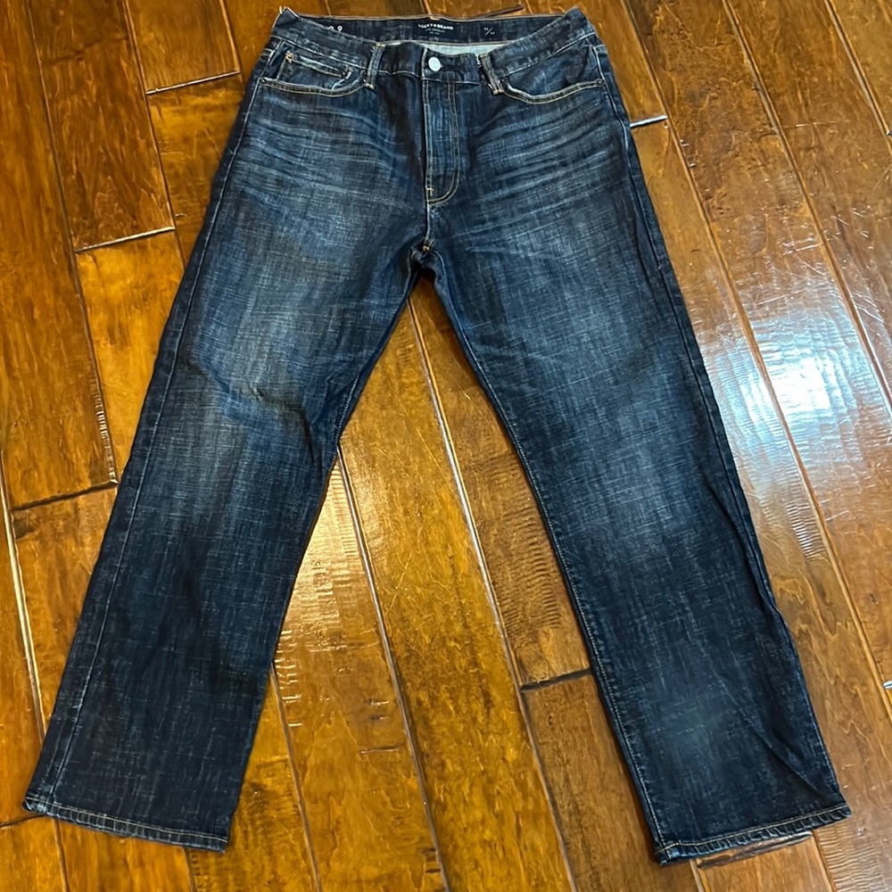 Men’s Lucky Brand Jeans, 329 Classic Straight. Great condition!